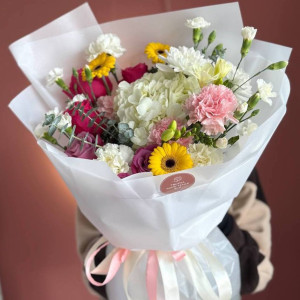 Gerbera & Hydrangea Bouquet | Flower Delivery Cherkasy
