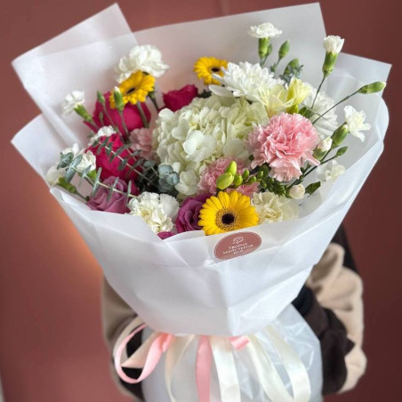 Gerbera & Hydrangea Bouquet | Flower Delivery Cherkasy